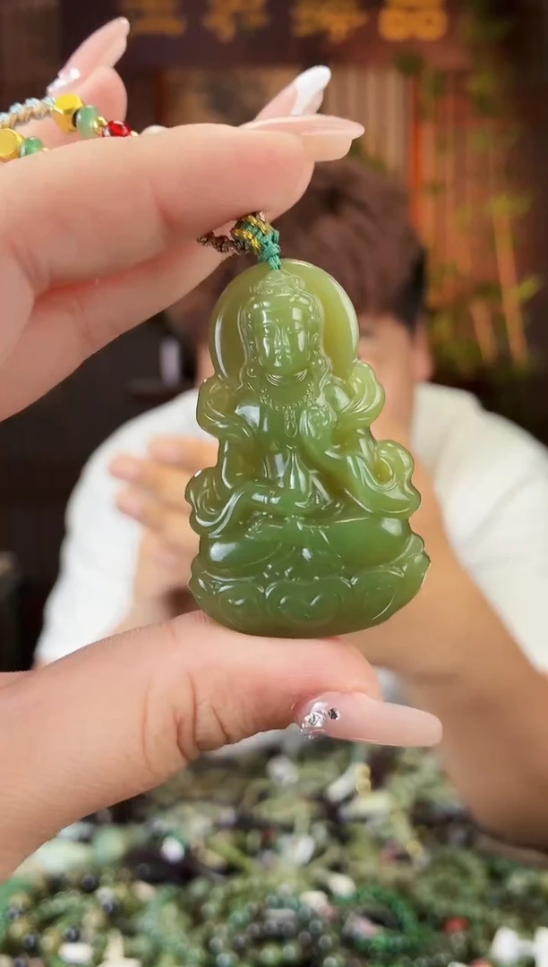 和田玉未镶嵌颈饰拍一发一