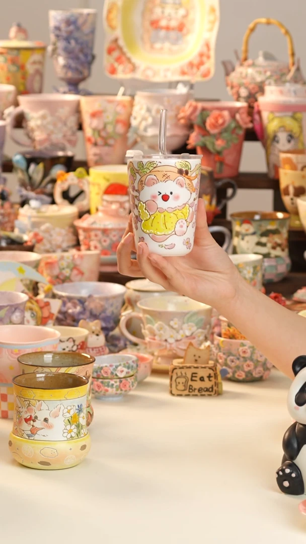 摆件陶景德镇釉下彩手绘设计师款陶瓷