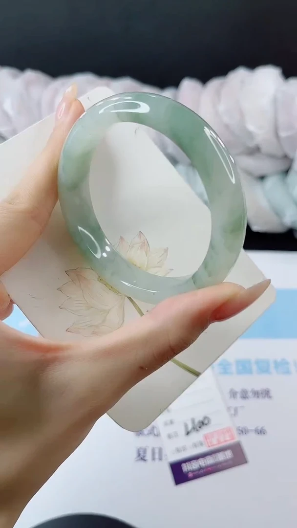 未镶嵌手镯石英质玉多样性发货L100