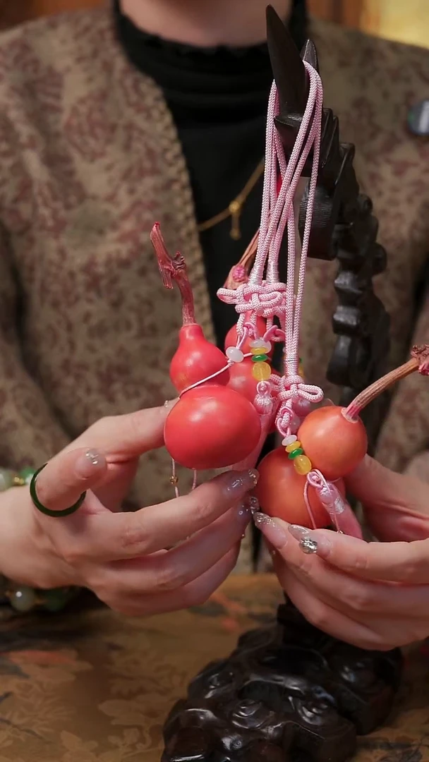 537漆艺工艺小葫芦（随机发）9.9