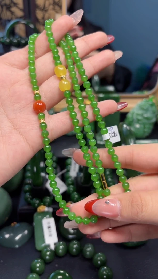 【闪购商品】和田玉（碧玉）颈饰未镶嵌1