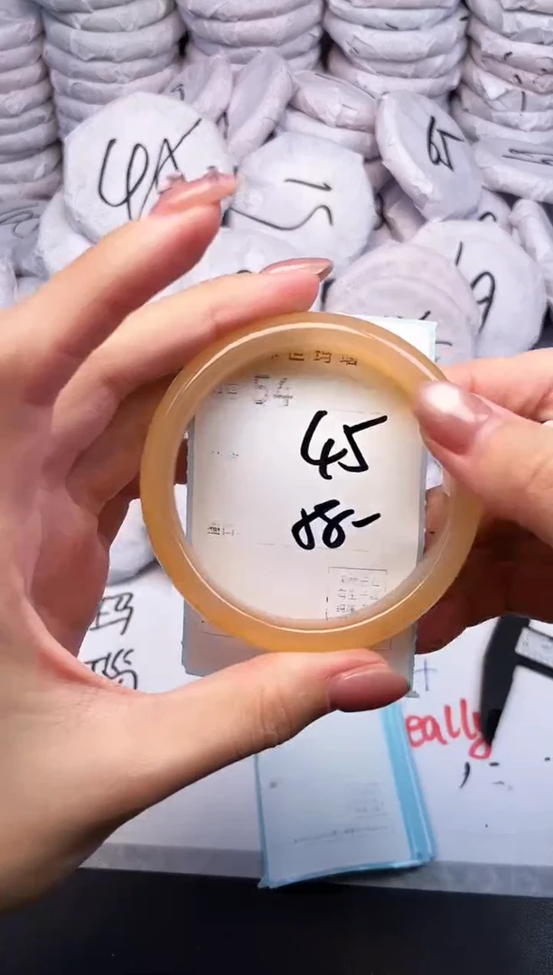 手镯玛瑙/玉髓未镶嵌54