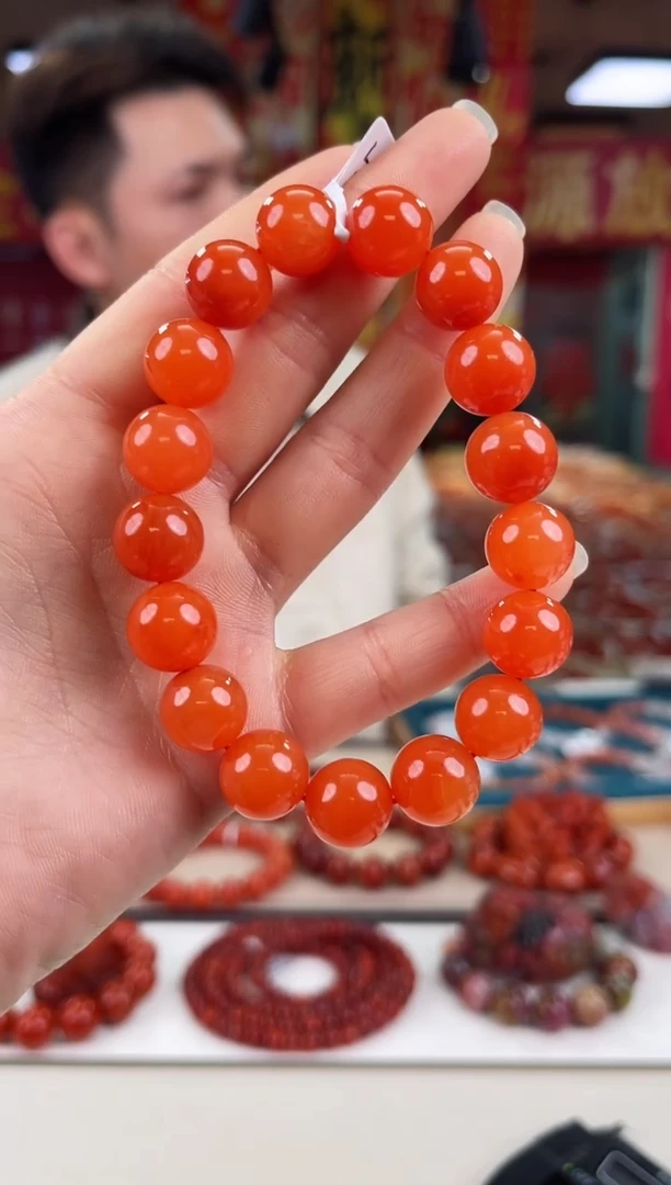 未镶嵌保山手串12+南红玛瑙（多样式发其一）