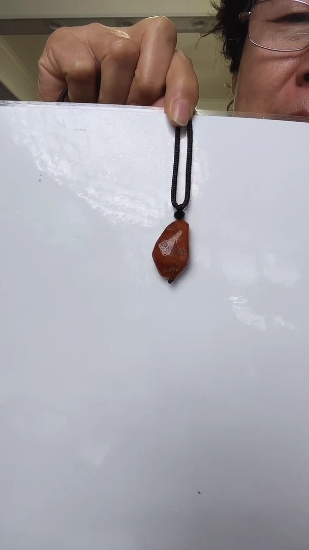 蜜蜡吊坠(赠链)未镶嵌浩***姥坠