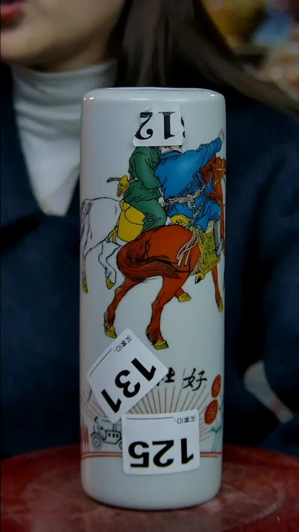 摆件陶景德镇陶瓷摆件骑马笔筒