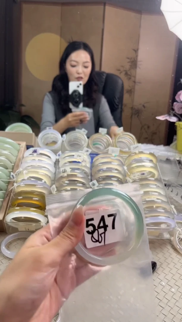 手镯玛瑙/玉髓未镶嵌547