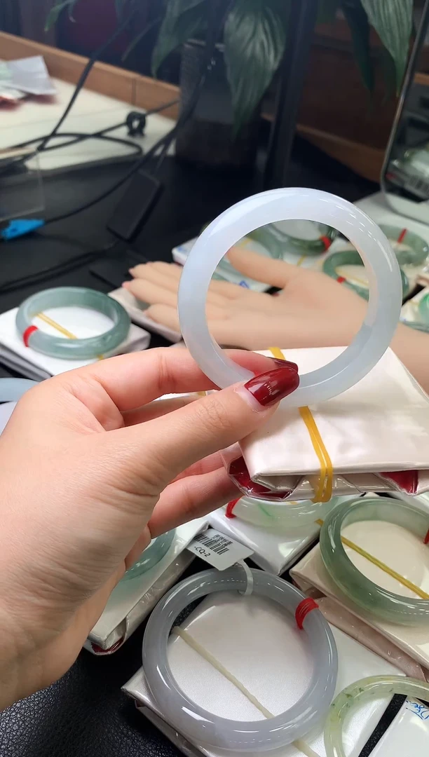 未镶嵌手镯翡翠白月光正圈 57 58 3