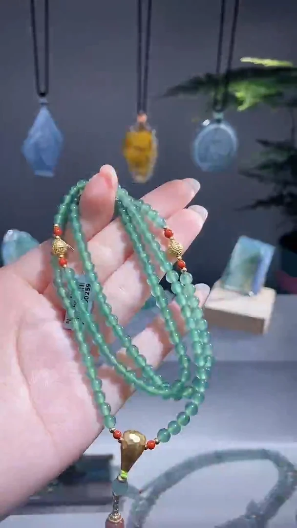 颈饰未镶嵌翡翠珠链