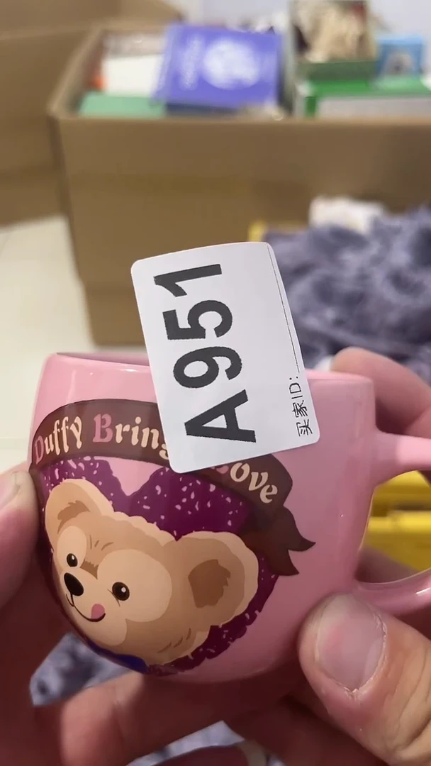 紫砂瓷器水杯一物一拍陈***白瓷器水杯一物一拍