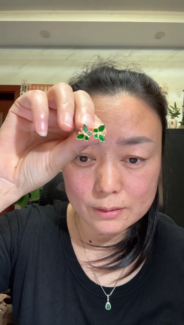 颈饰银S925镶嵌翡翠白**角00005241