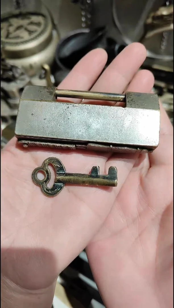 金属古典摆件家居摆件一个