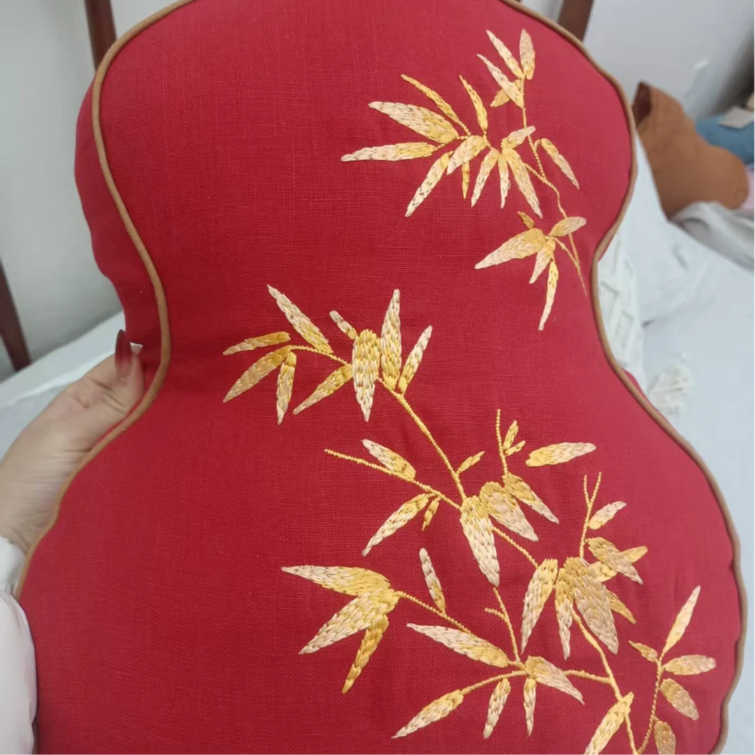 红色抱枕小葫芦（福禄）