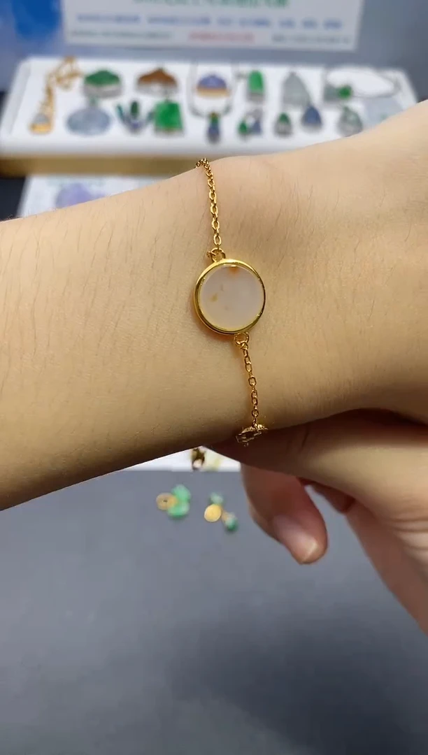 翡翠银S925镶嵌颈饰模式推广期24小时鉴赏期