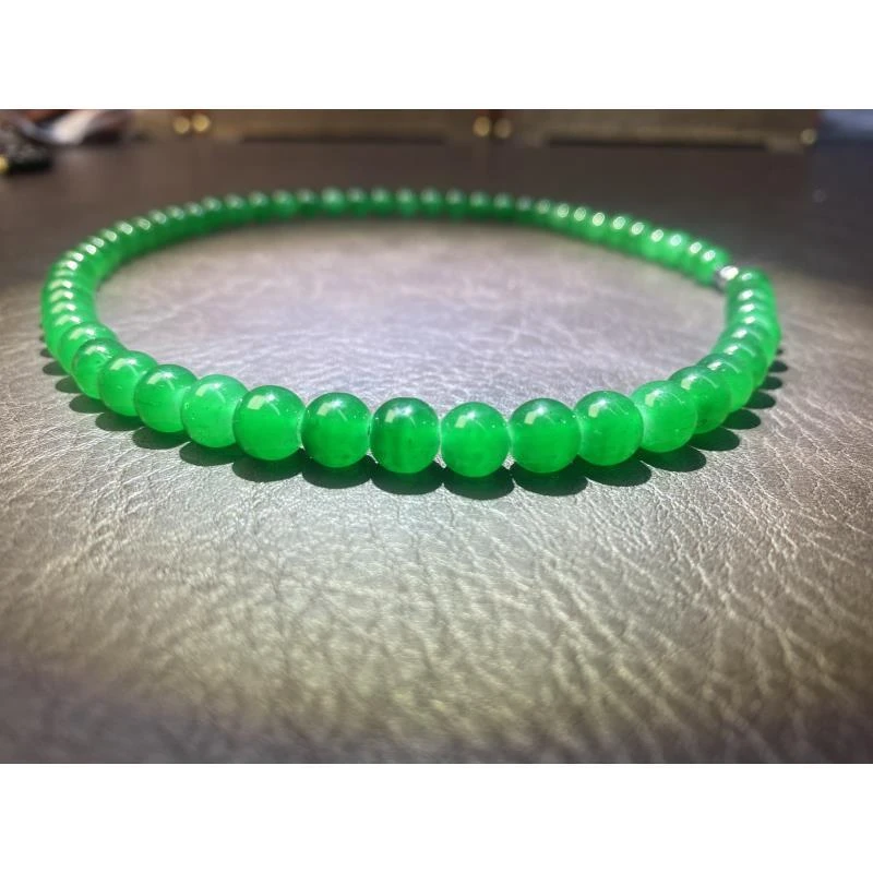 536天然绿精品项链摆件wy536（无礼盒 ）