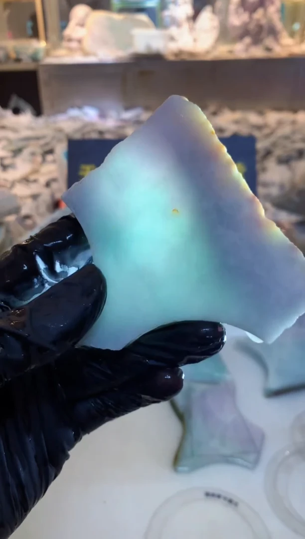 翡翠未镶嵌颈饰0朗0翡翠珠宝750