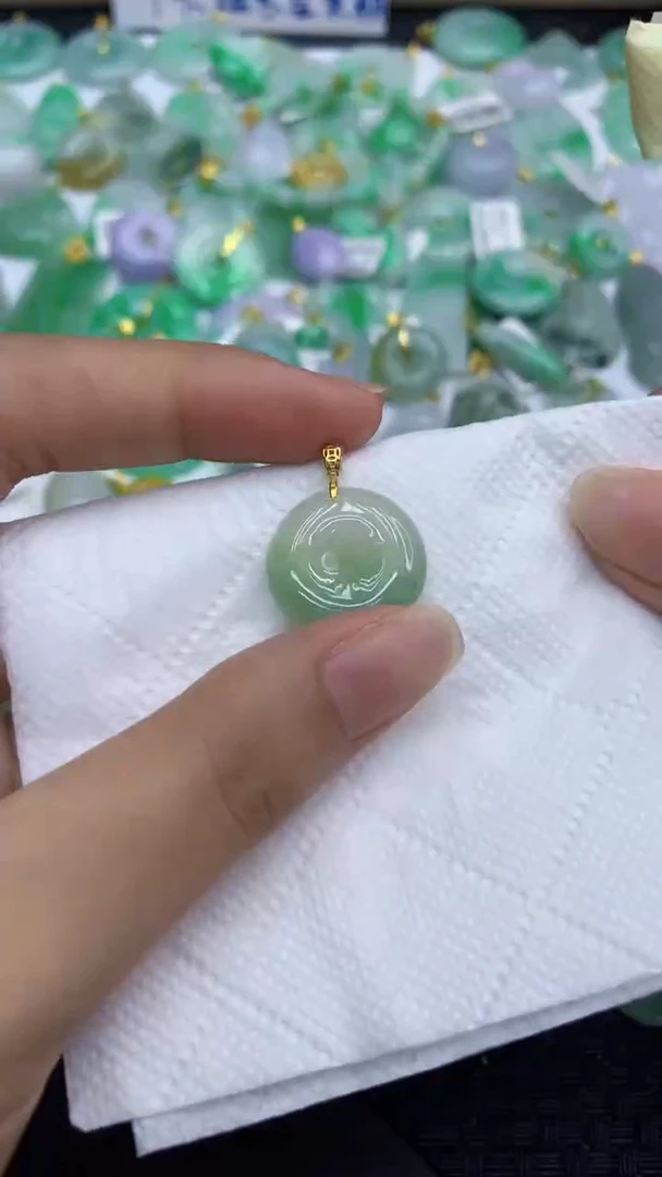 颈饰未镶嵌翡翠天然缅甸A货翡翠