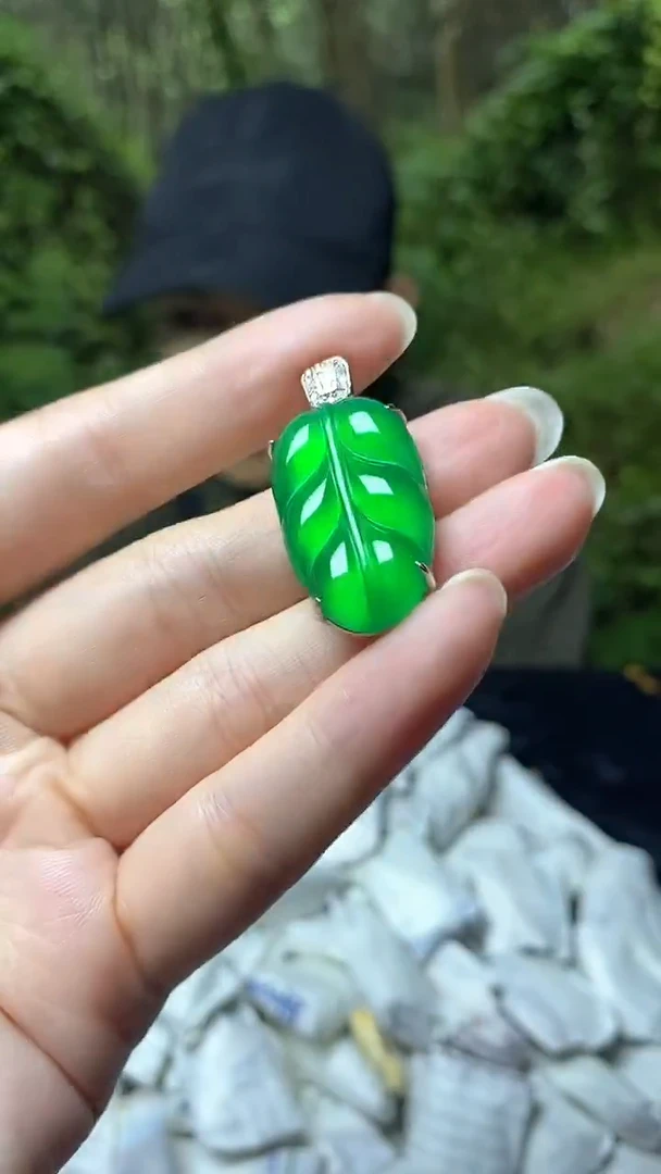 满色吊坠  所见即所得！
