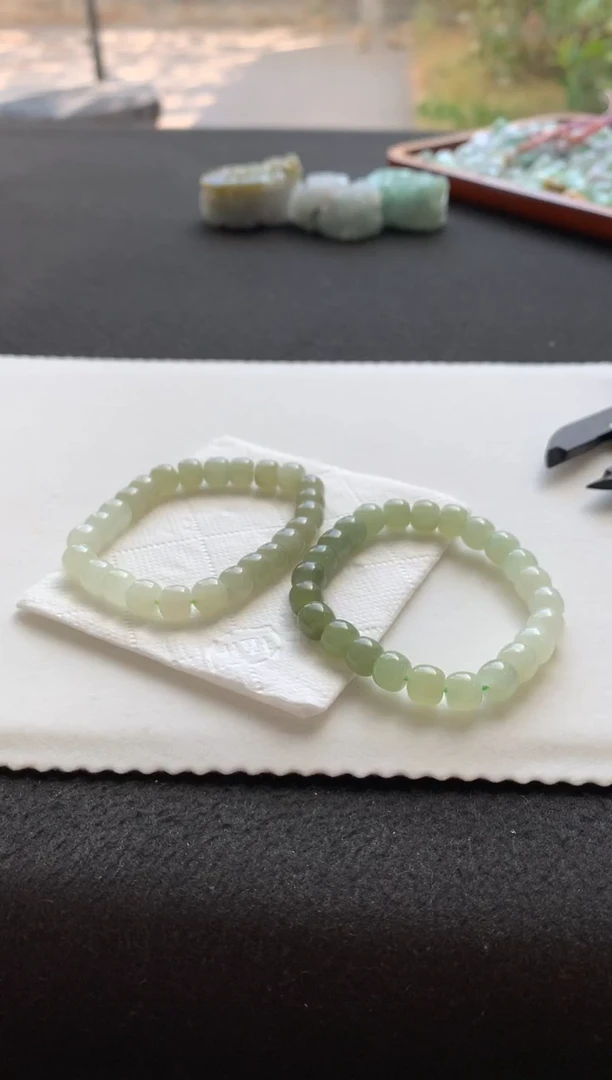 未镶嵌手串和田玉和田玉手串多样性发一