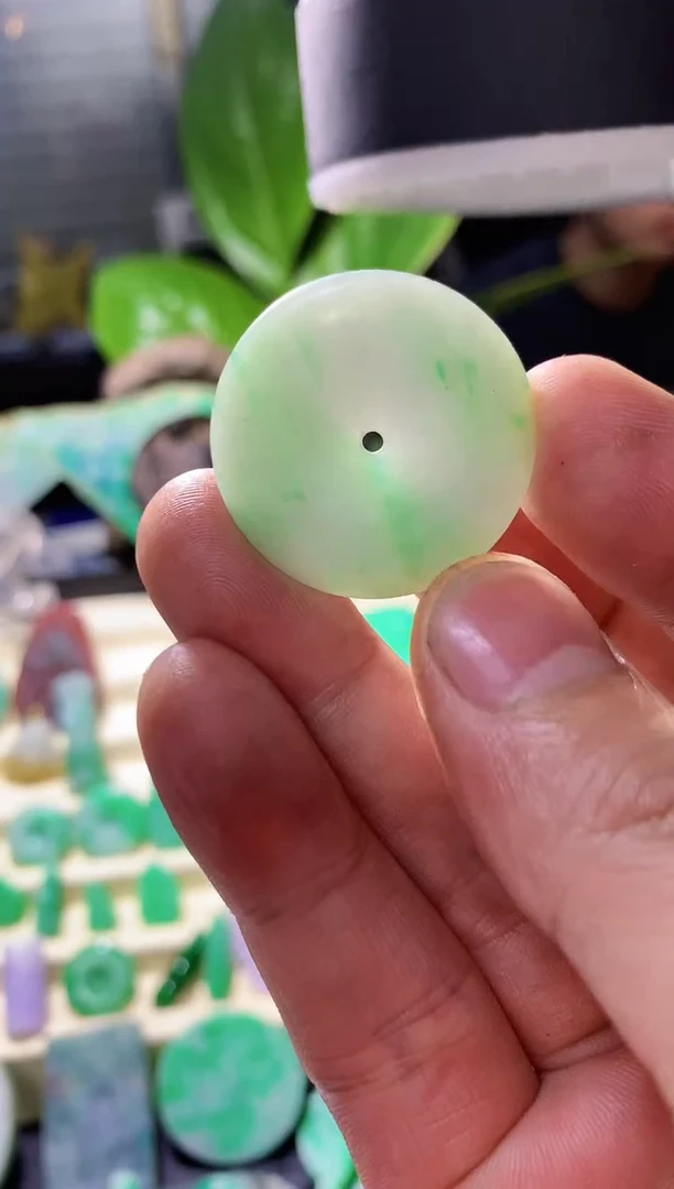 未镶嵌定制翡翠挂件