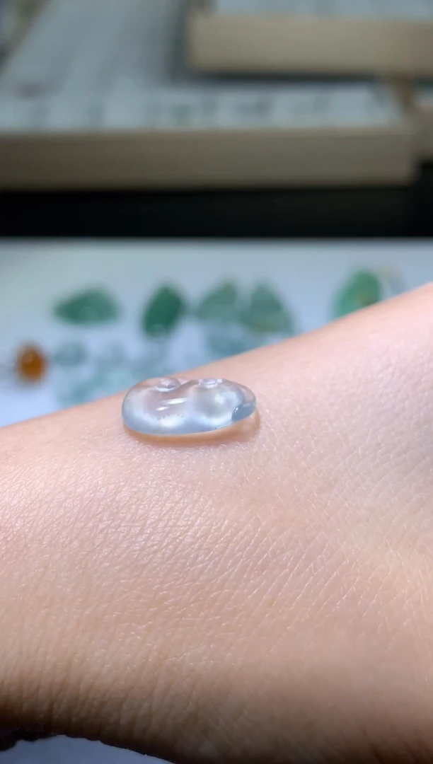 未镶嵌定制翡翠毛货  14-9-3.8