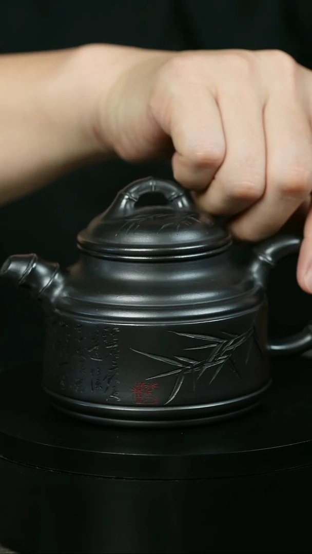 茶壶紫砂唐*铨H2190李小琴石黄刻绘竹鼎