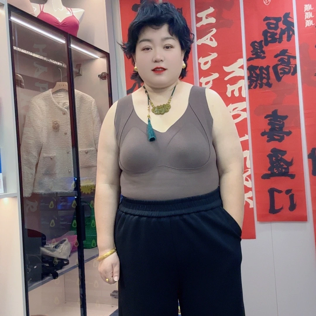 加大码双面磨毛保暖背心带胸垫一体内衣免穿文胸内搭修身打底女冬