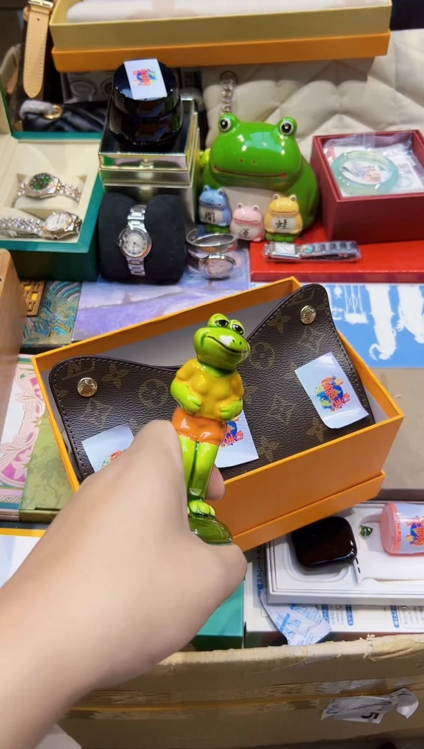 .全球寻宝高端瓷儿
