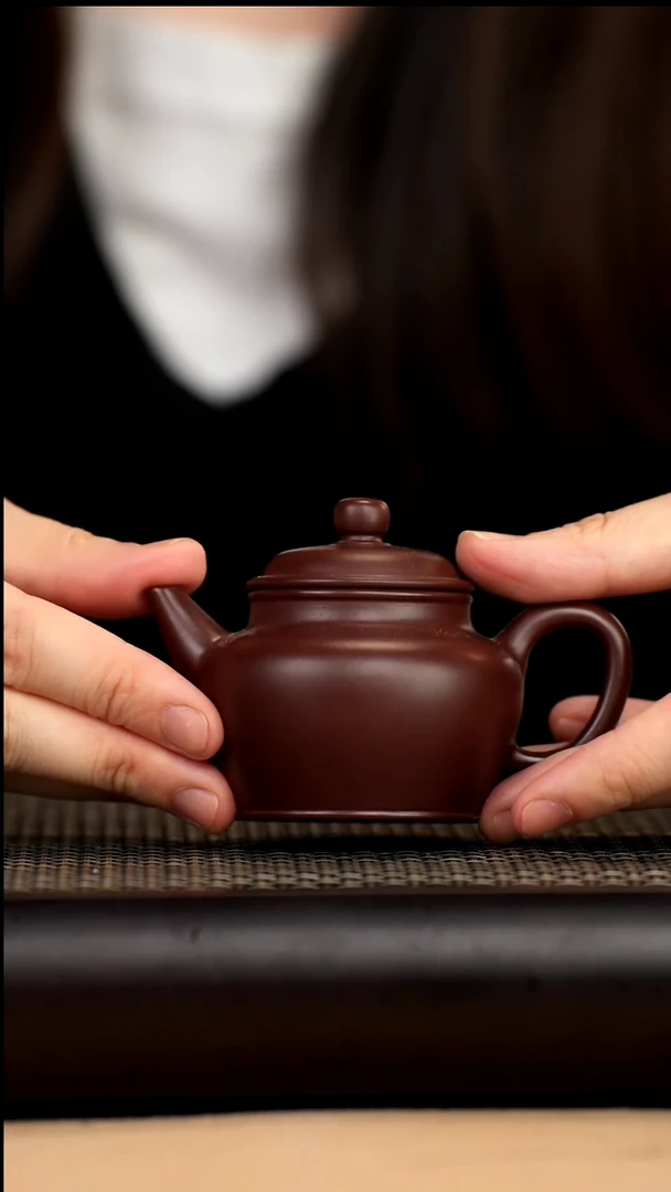 茶壶紫砂紫袍玉沙光速德中