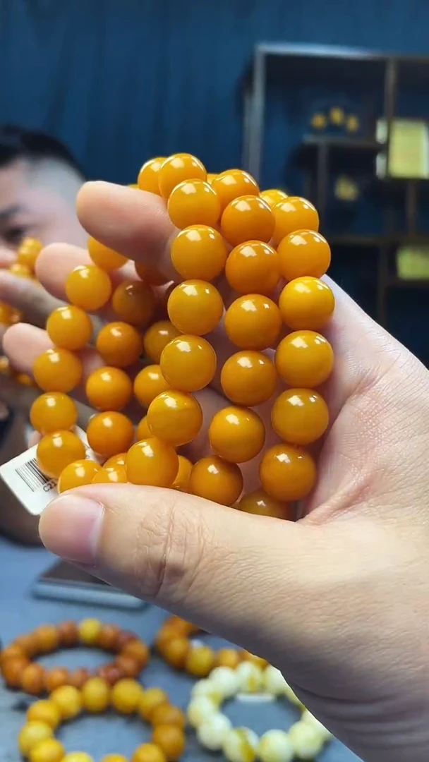 手串琥珀未镶嵌蜜蜡圆珠手串（多样性发其一）