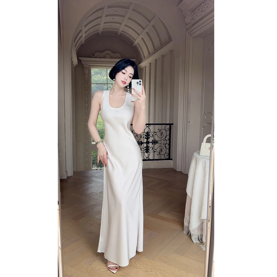 LYXJ【蒙德里亚白钻】高级定制缎面斜裁工艺显瘦气质连衣裙200236