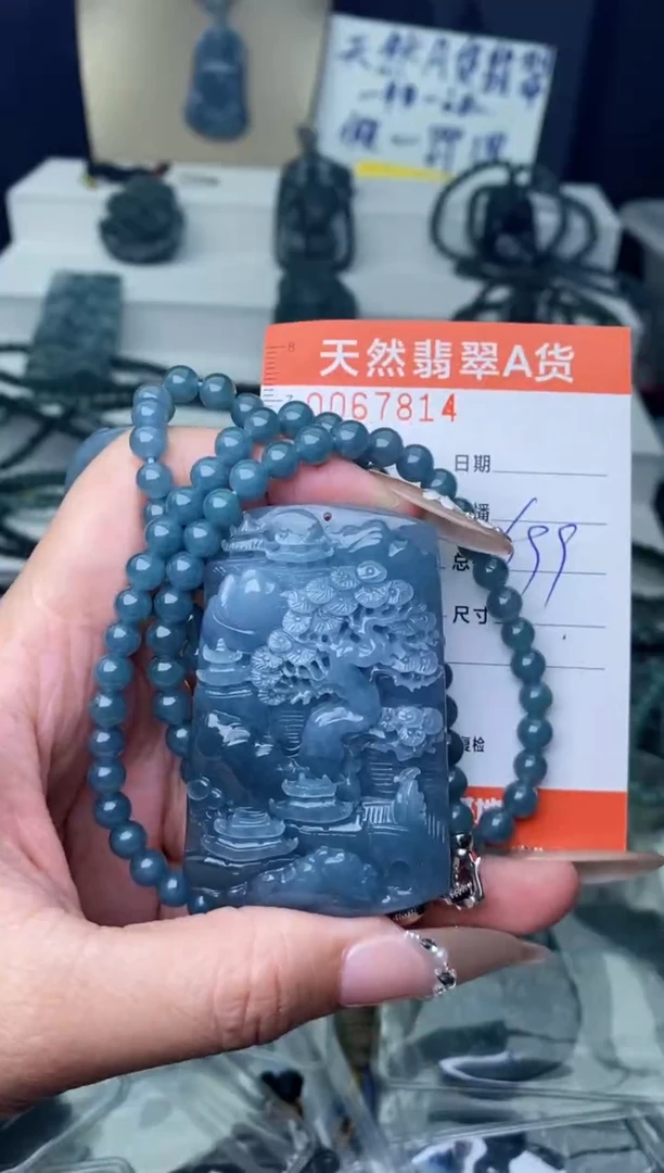 【闪购商品】翡翠颈饰未镶嵌·········