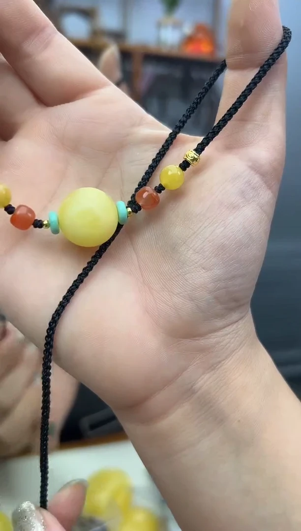 未镶嵌蜜蜡裸石蜜蜡吊坠多样性发一条