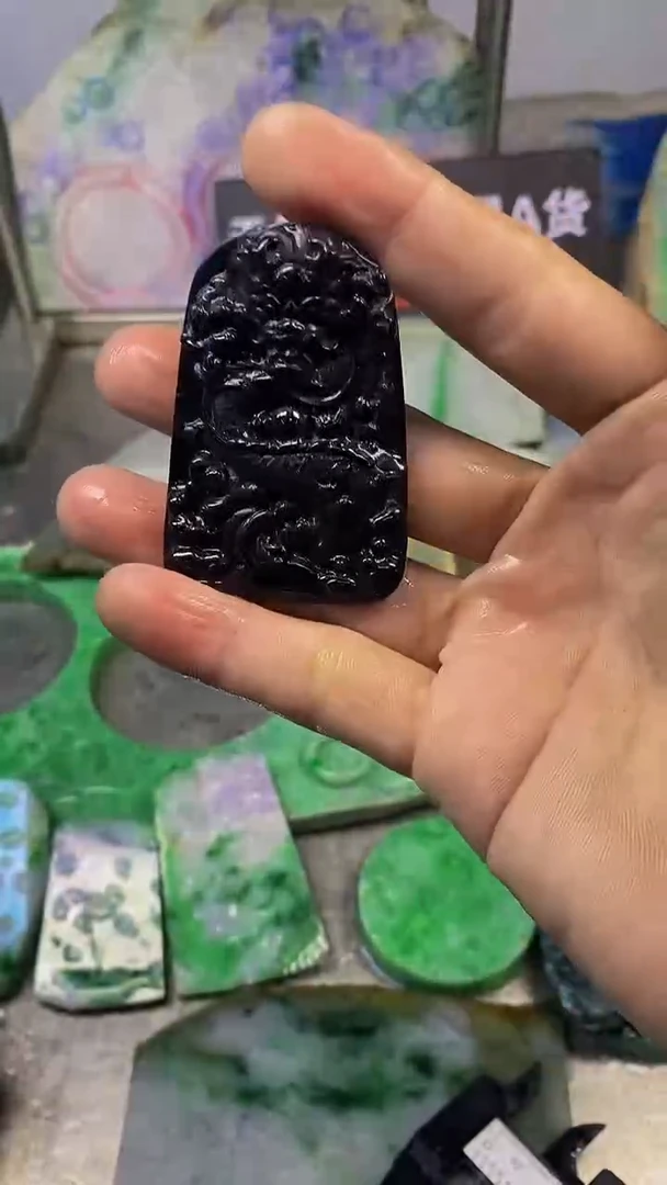 翡翠散珠未镶嵌玉上缘天然翡翠  922