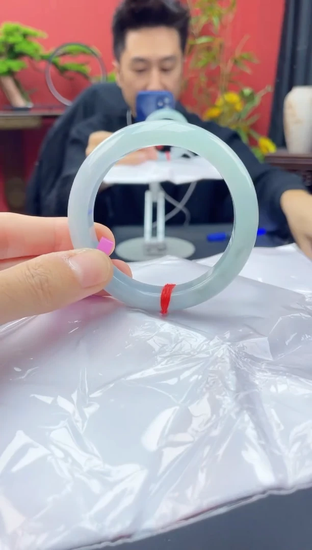 未镶嵌手镯翡翠5