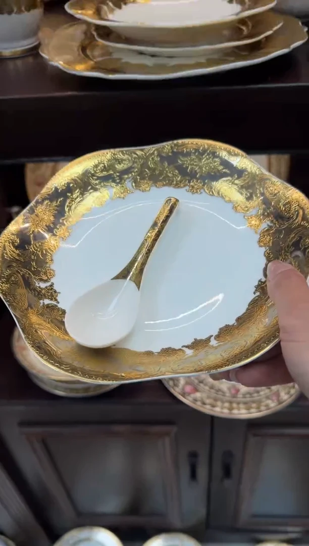 【闪购商品】瓷片异形菜盘2个 小勺 6个 正品