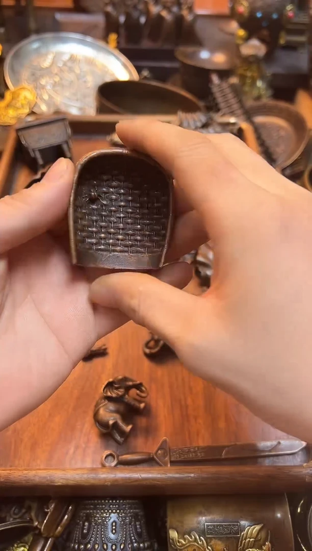 1案台摆件 物品摆件