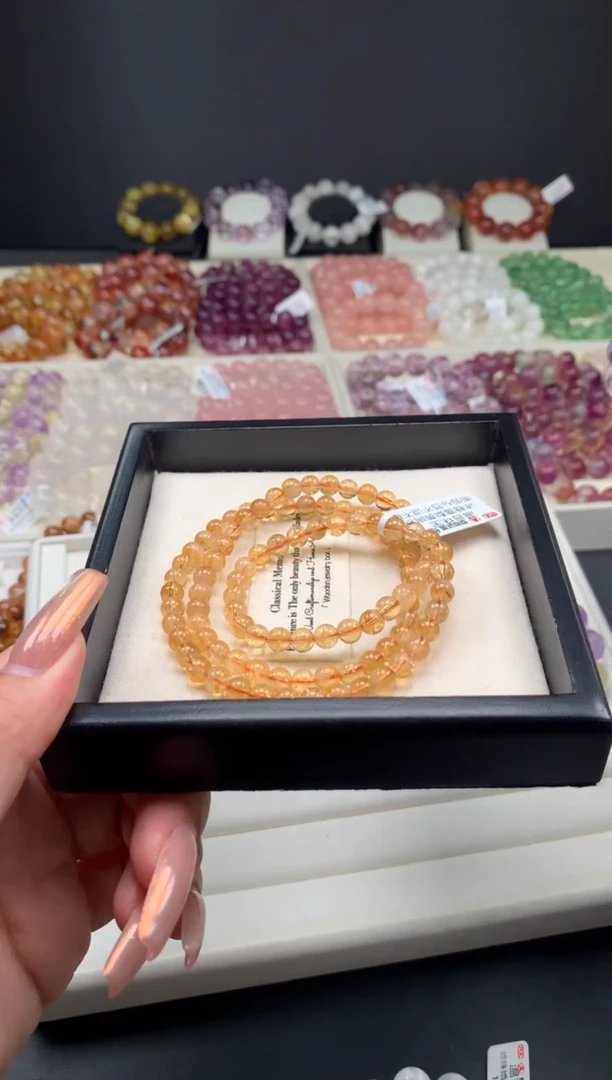 【闪购商品】水晶手链未镶嵌黄阿塞三圈 B83