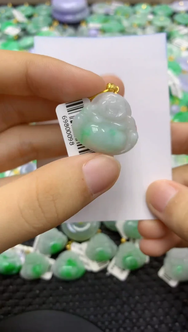 颈饰未镶嵌翡翠天然缅甸翡翠A货