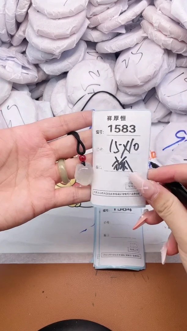 【闪购商品】玛瑙/玉髓手镯未镶嵌1583