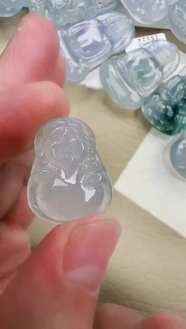 翡翠未镶嵌颈饰缅甸翡翠a货