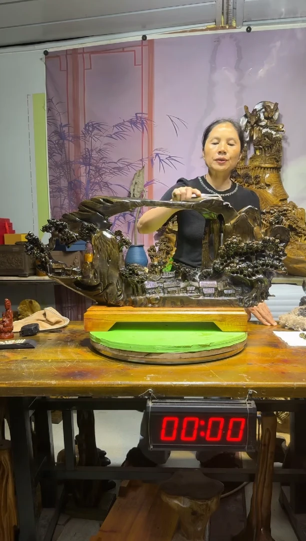 金丝楠沧**粟金丝楠木乌木摆件