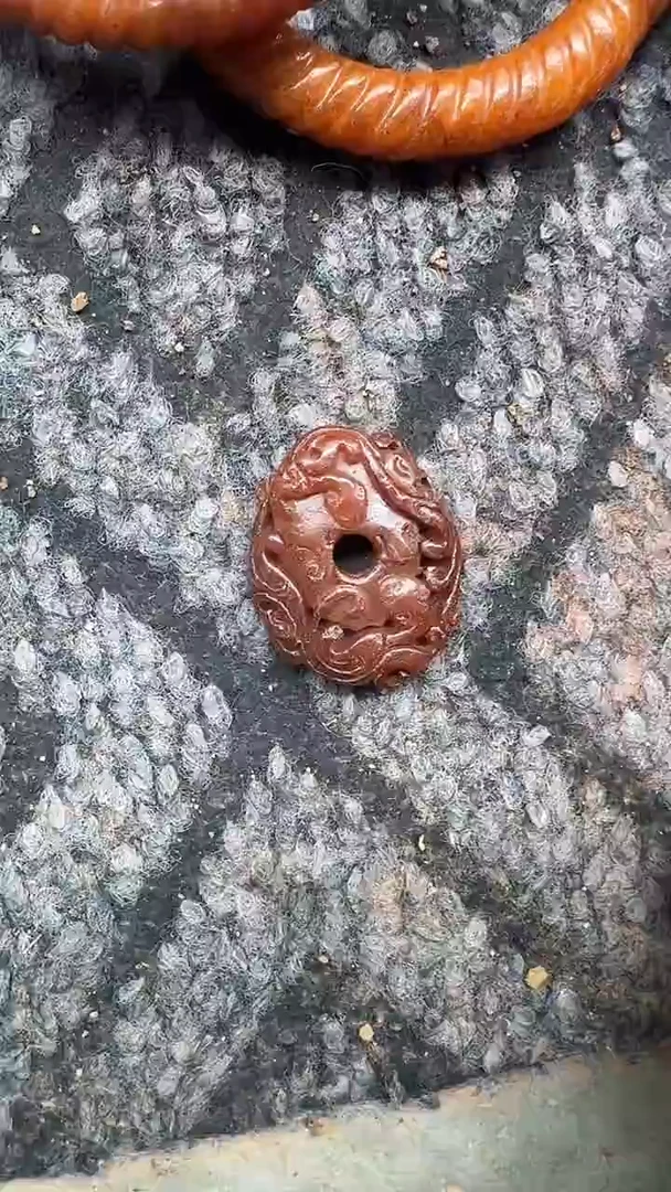 未镶嵌和田玉挂件1