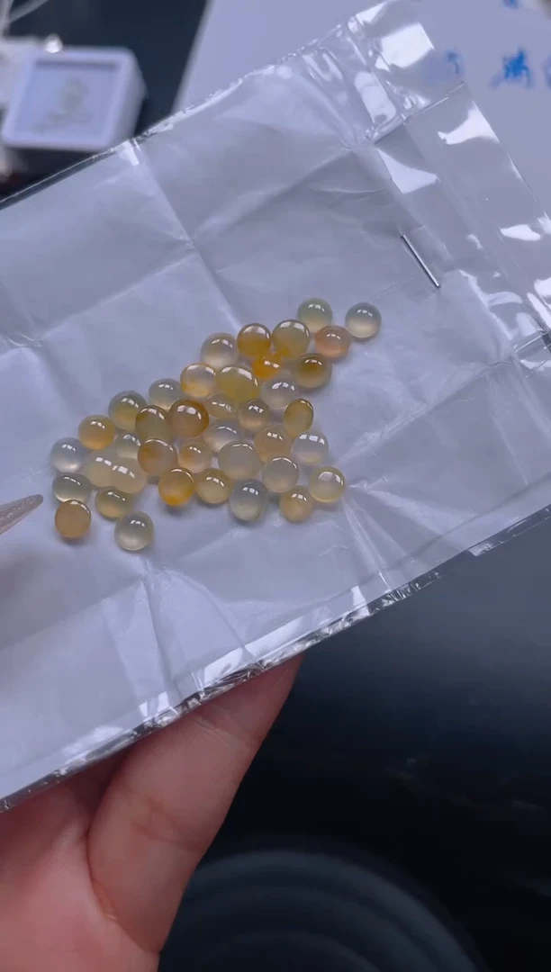 未镶嵌定制翡翠天然翡翠蛋面84