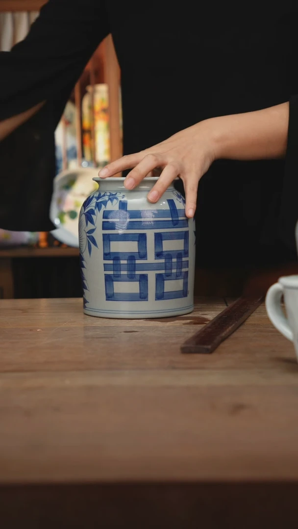 瓷片 【简家甄选】景德镇设计师釉下手绘陶瓷花瓶