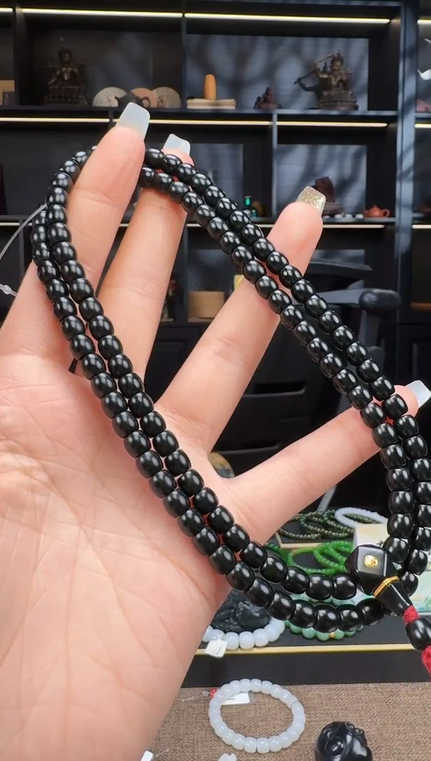 手串未镶嵌和田玉6mm塔青极致108