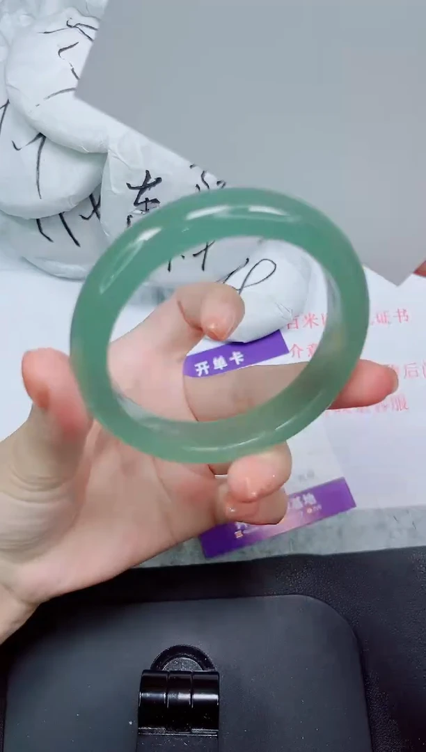 石英质玉手镯未镶嵌134-58