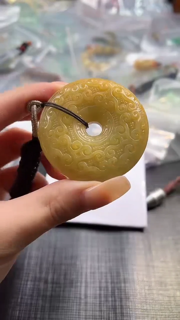 【闪购商品】翡翠颈饰未镶嵌100635549