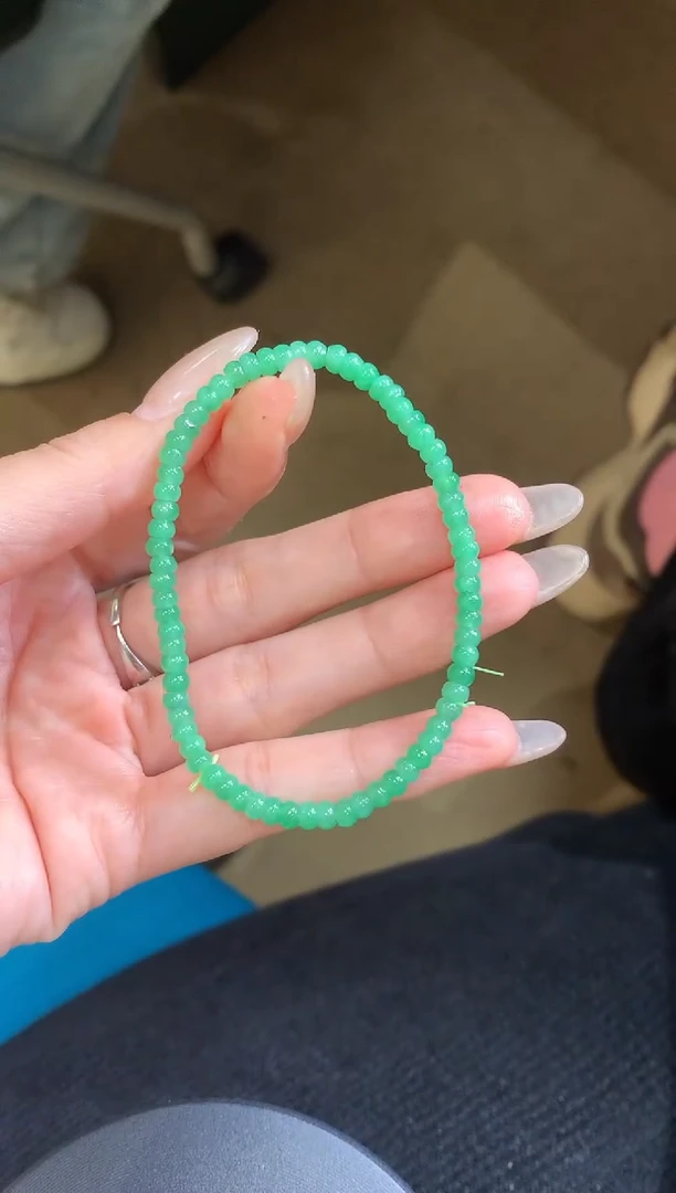 未镶嵌手串翡翠翡翠