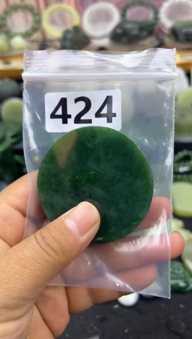 未镶嵌和田玉珠宝半成品镯芯