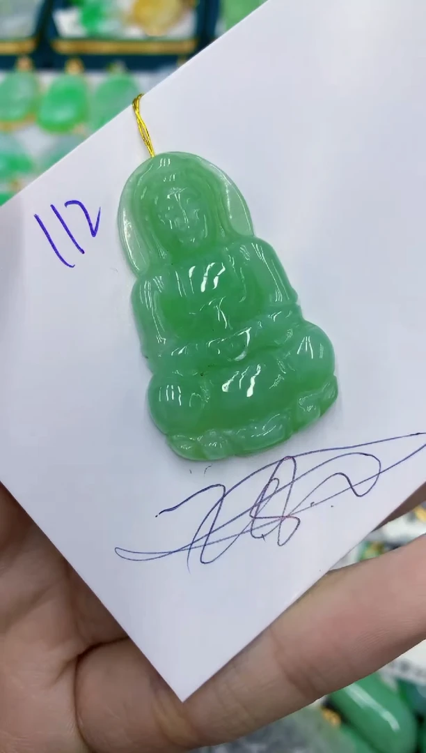 翡翠未镶嵌颈饰1111111111
